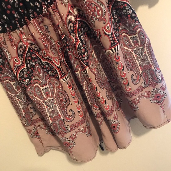 I. Joah Paisley and Floral Romper - Picture 7 of 9